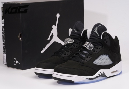 Air Jordan 5 Retro Oreo size: 40.5-47.5