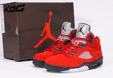 Air Jordan 5 "Raging Bull" size 40.5-47.5