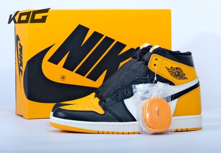Air Jordan 1 High OG Yellow Toe Size 40.5-47.5