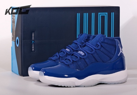 AIR JORDAN 11 HIGH MIDNIGHT NAVY SIZE 40-47.5