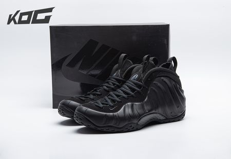Nike Air Foamposite triple black size 40-47.5
